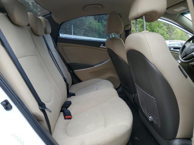 Hyundai ACCENT Gls Image 9