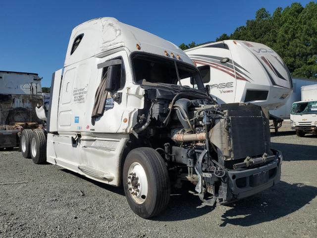  Salvage Freightliner Cascadia 1