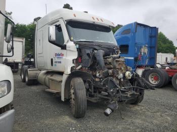  Salvage Freightliner Cascadia 1