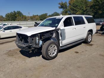  Salvage GMC Yukon