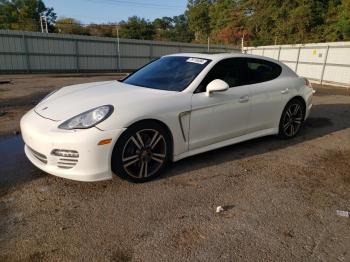  Salvage Porsche Panamera