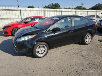  Salvage Ford Fiesta