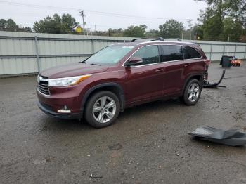  Salvage Toyota Highlander