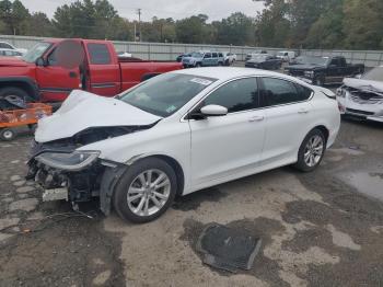  Salvage Chrysler 200