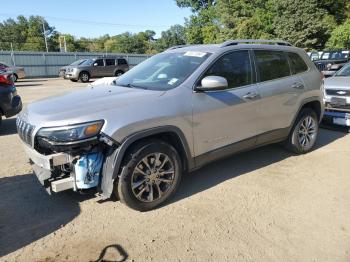  Salvage Jeep Grand Cherokee