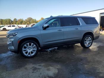  Salvage Chevrolet Suburban