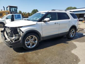  Salvage Ford Explorer