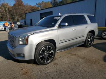  Salvage GMC Yukon