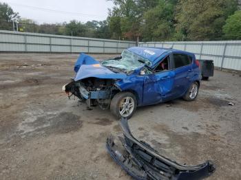  Salvage Ford Fiesta