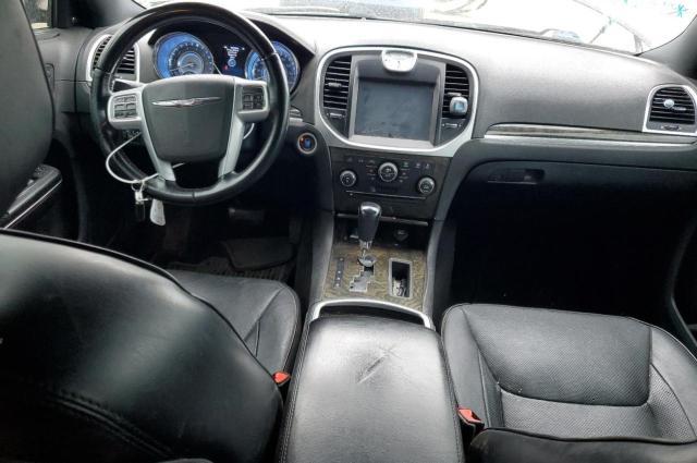 Chrysler 300 Image 13