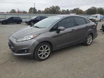  Salvage Ford Fiesta