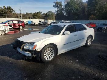  Salvage Chrysler 300