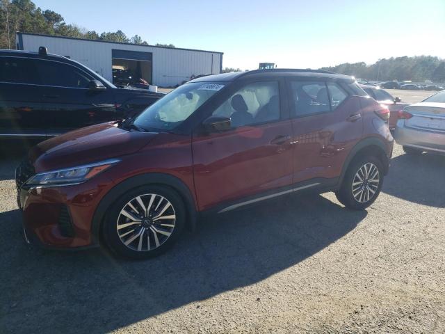  Salvage Nissan Kicks