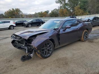  Salvage Dodge Challenger