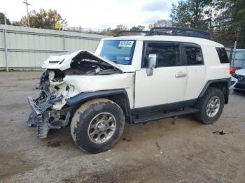  Salvage Toyota FJ Cruiser