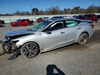  Salvage Nissan Maxima