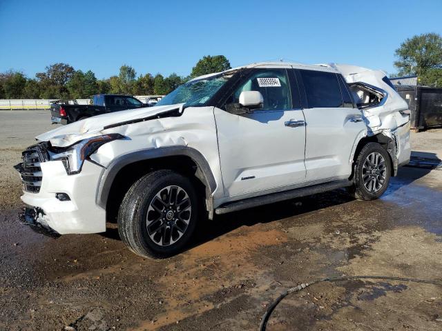  Salvage Toyota Sequoia