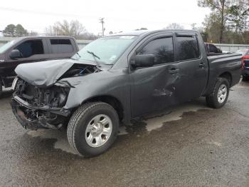  Salvage Nissan Titan