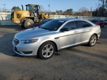  Salvage Ford Taurus