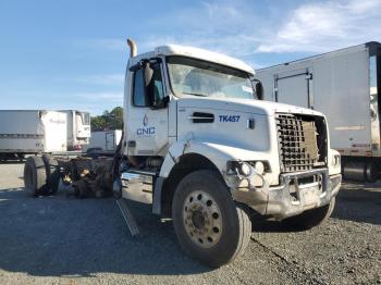  Salvage Volvo Vhd