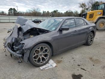  Salvage Chrysler 300