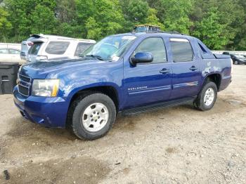  Salvage Chevrolet Avalanche