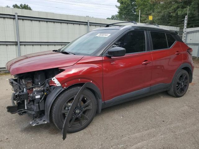  Salvage Nissan Kicks