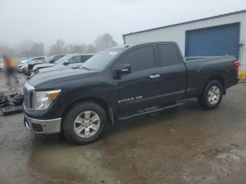  Salvage Nissan Titan