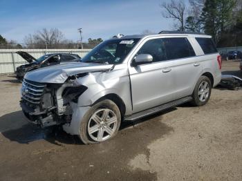  Salvage Ford Expedition