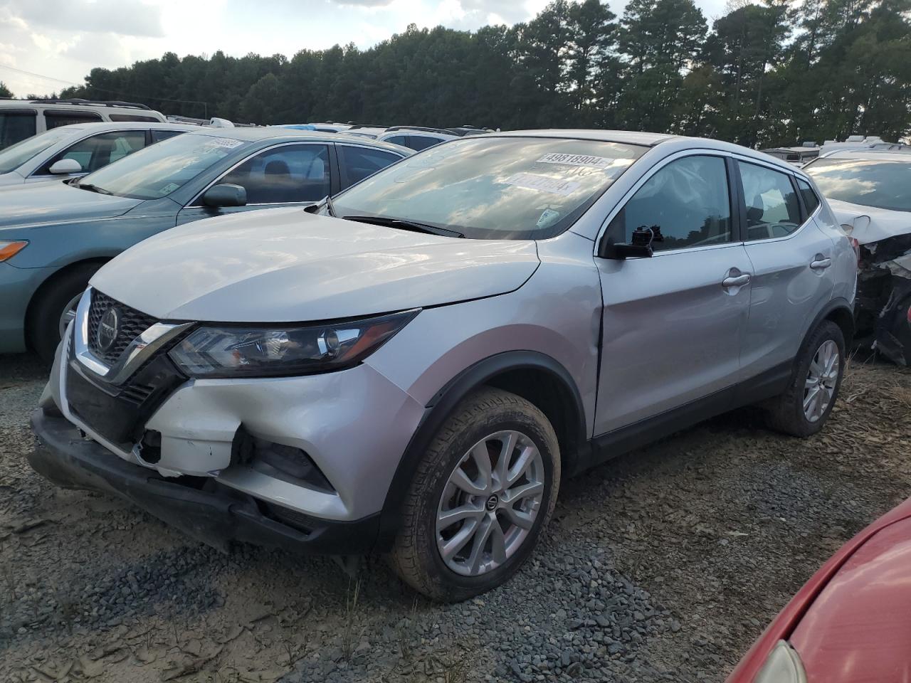 Nissan Rogue S Image 1