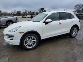  Salvage Porsche Cayenne