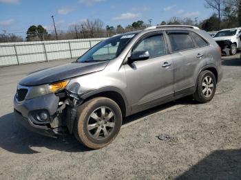  Salvage Kia Sorento