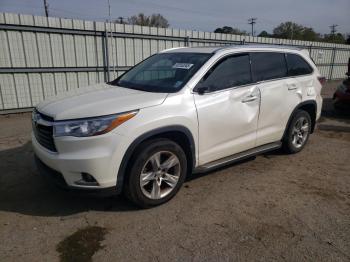  Salvage Toyota Highlander