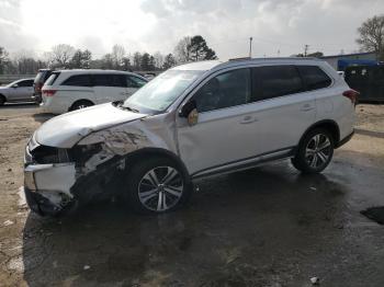  Salvage Mitsubishi Outlander