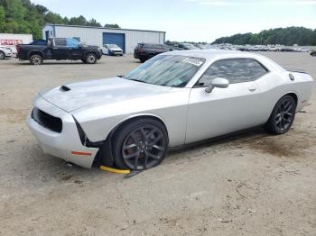  Salvage Dodge Challenger