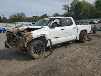 Salvage Toyota Tundra