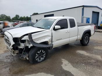  Salvage Toyota Tacoma