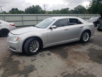  Salvage Chrysler 300