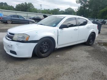  Salvage Dodge Avenger
