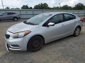 Salvage Kia Forte