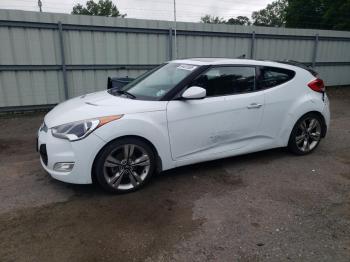  Salvage Hyundai VELOSTER