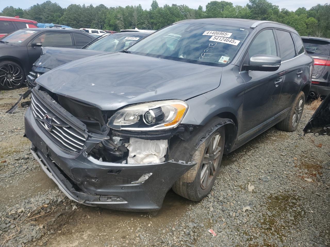 Volvo XC60 T5 Inscription Image 1