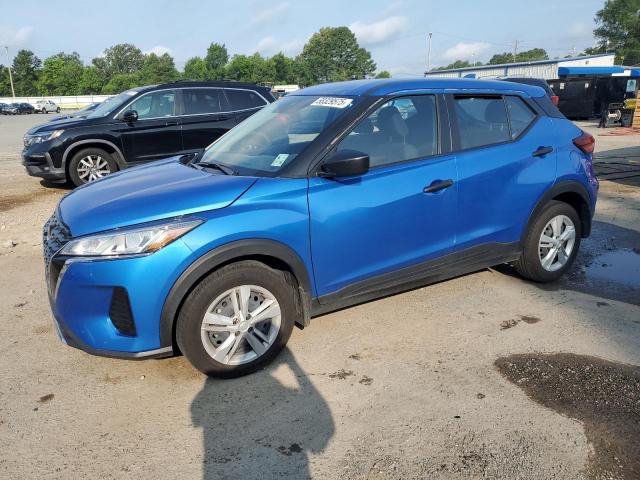  Salvage Nissan Kicks