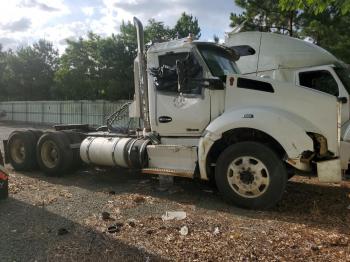  Salvage Kenworth T880