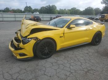  Salvage Ford Mustang