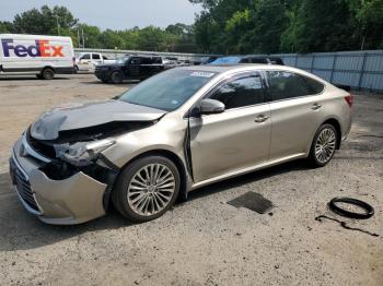  Salvage Toyota Avalon