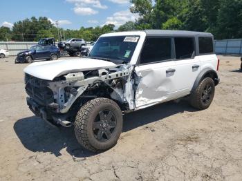  Salvage Ford Bronco