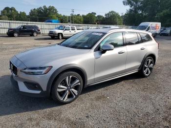  Salvage Volvo V60