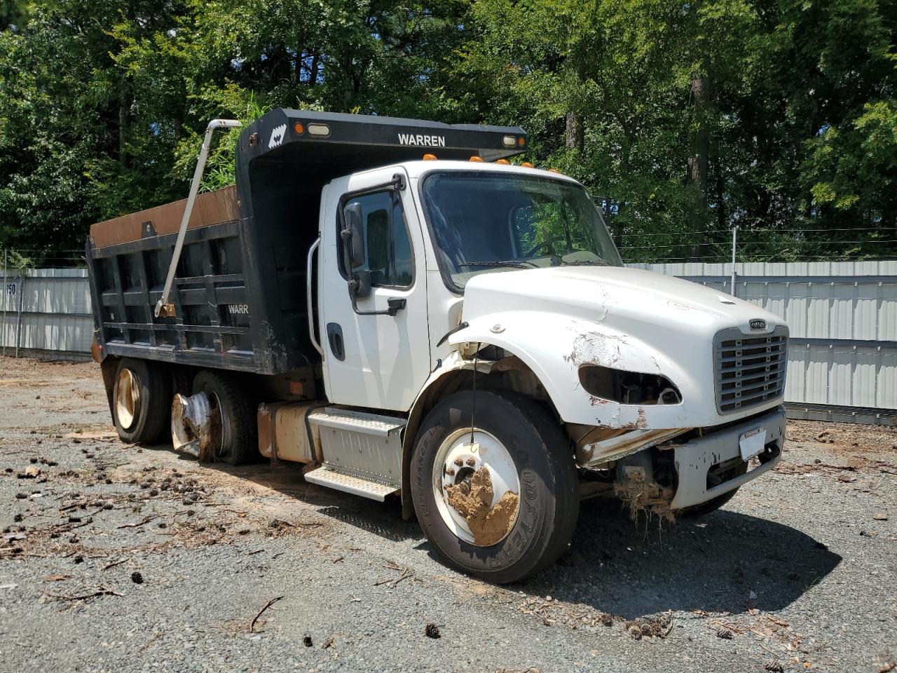 Freightliner M2 106 Medium Duty 106 Medium Duty Image 1