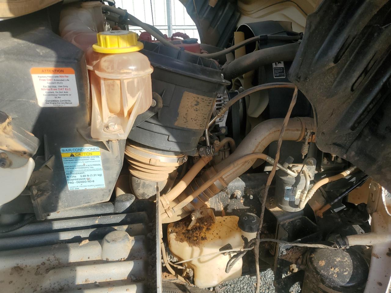 Freightliner M2 106 Medium Duty 106 Medium Duty Image 9